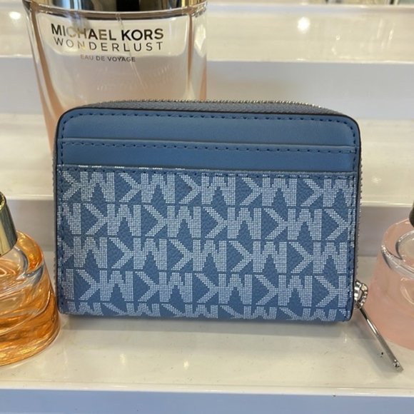 Michael Kors Jet Set Travel Medium Zip Around Card Case Chambray Multi - Picture 2 of 16